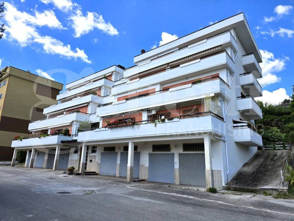 Appartamento a Isernia in Via Masaccio, 11 - Foto 4