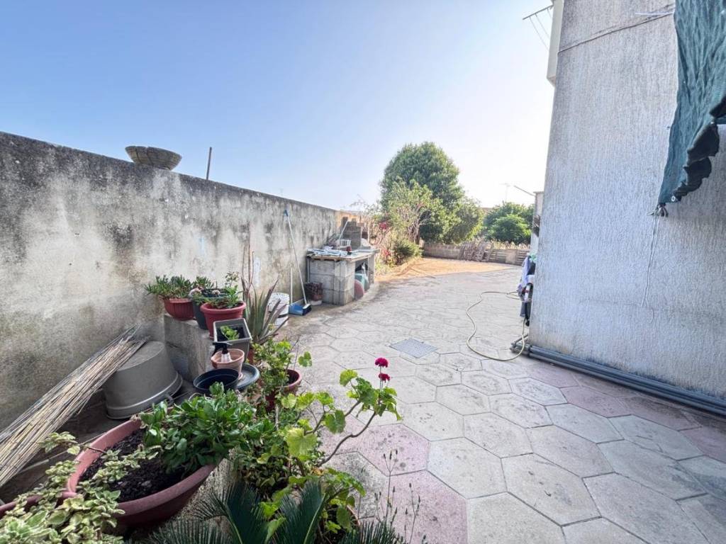 Casa indipendente a Lecce in Via Achille de Lucrezi, 7 - Foto 5