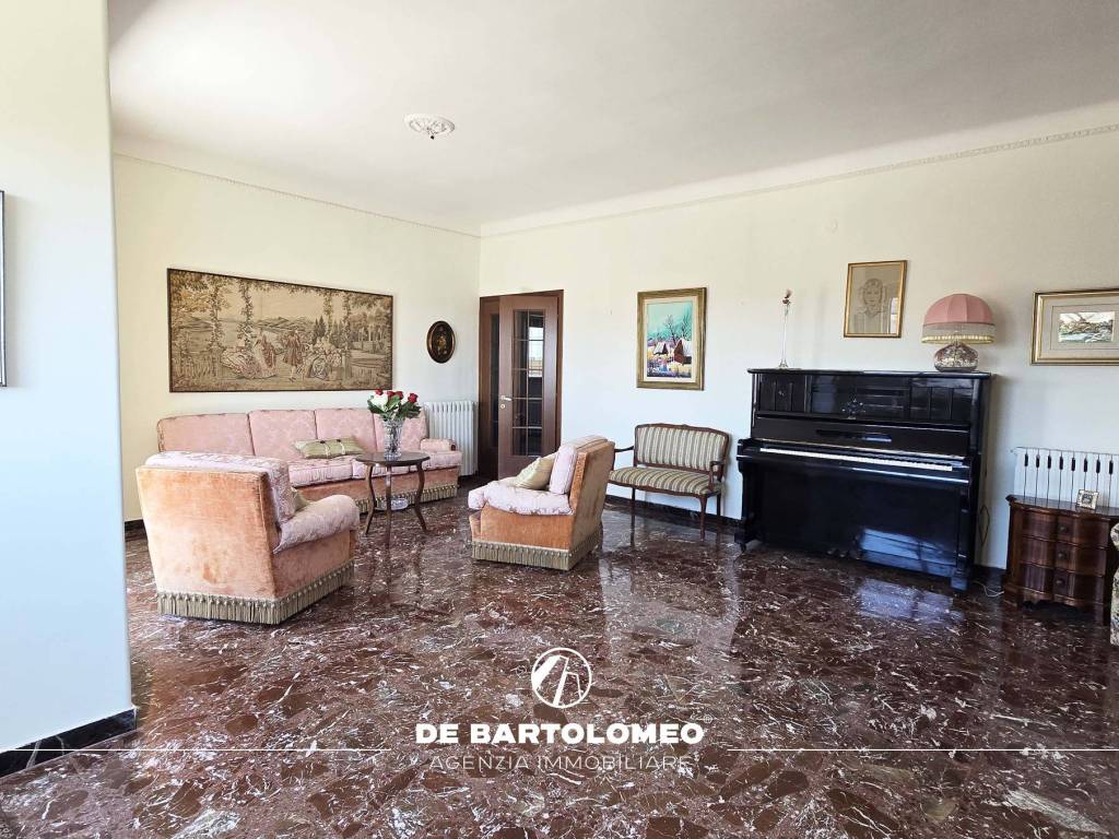 Appartamento a Taranto in Via Dante Alighieri - Foto 2