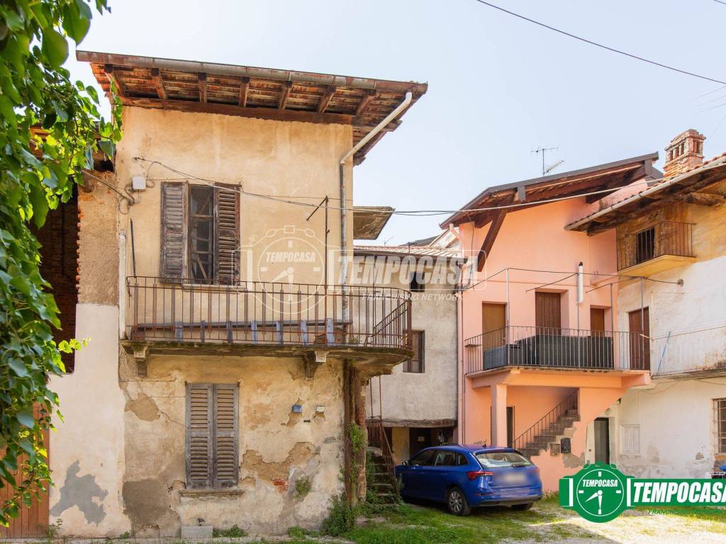 Casa indipendente a Bellinzago novarese in Via Don Minzoni - Foto 2