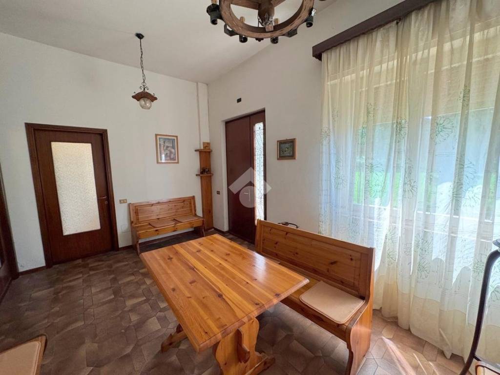 Casa indipendente a Fagnano olona in Via Dante Alighieri, 74 - Foto 4