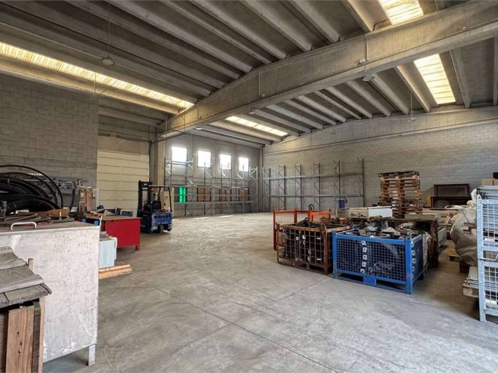 Immobile a Villadossola in Viale dell'industria, 8 - Foto 4