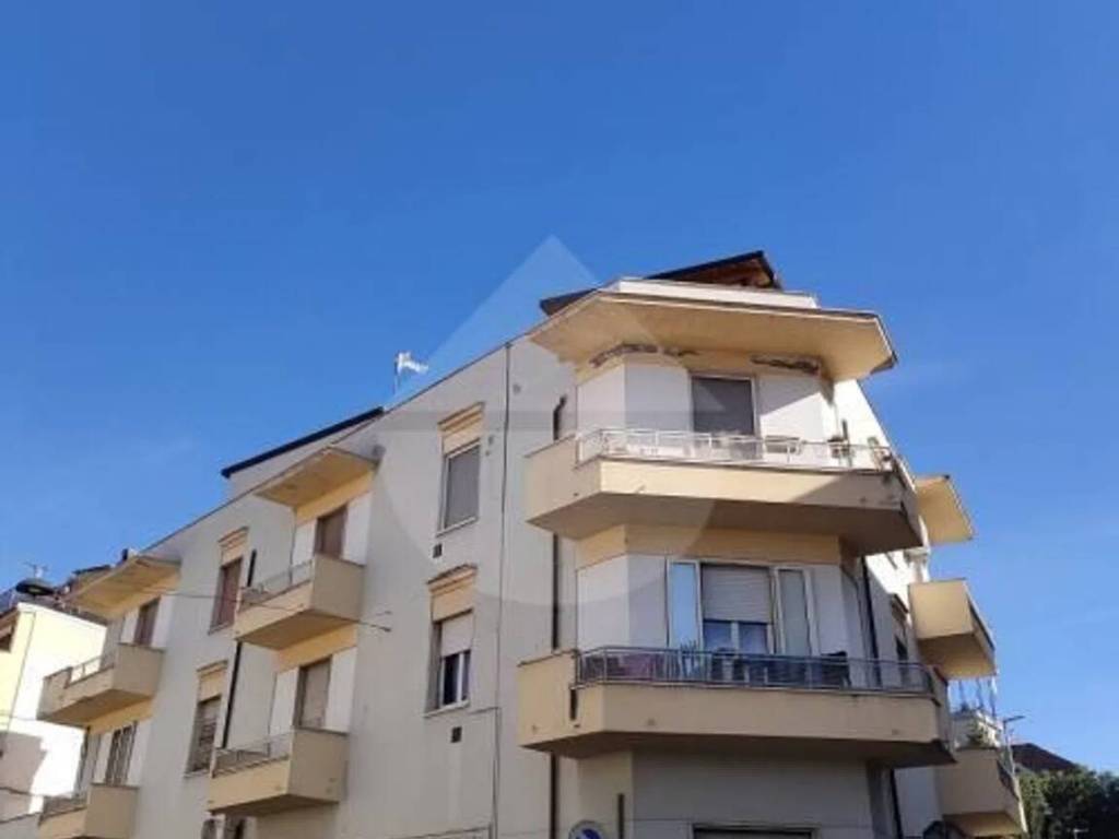 Appartamento a Teramo in Via Alfonso Gasbarrini, 3 - Foto 2