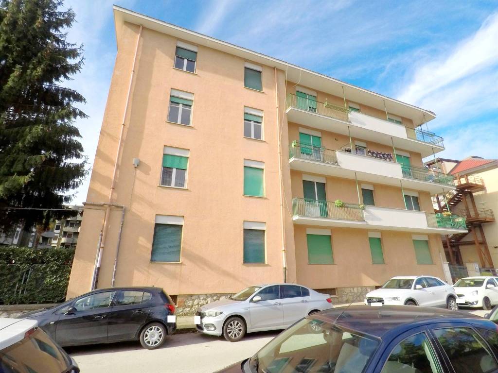 Appartamento a Avellino in Via Carmelo Errico - Foto 2