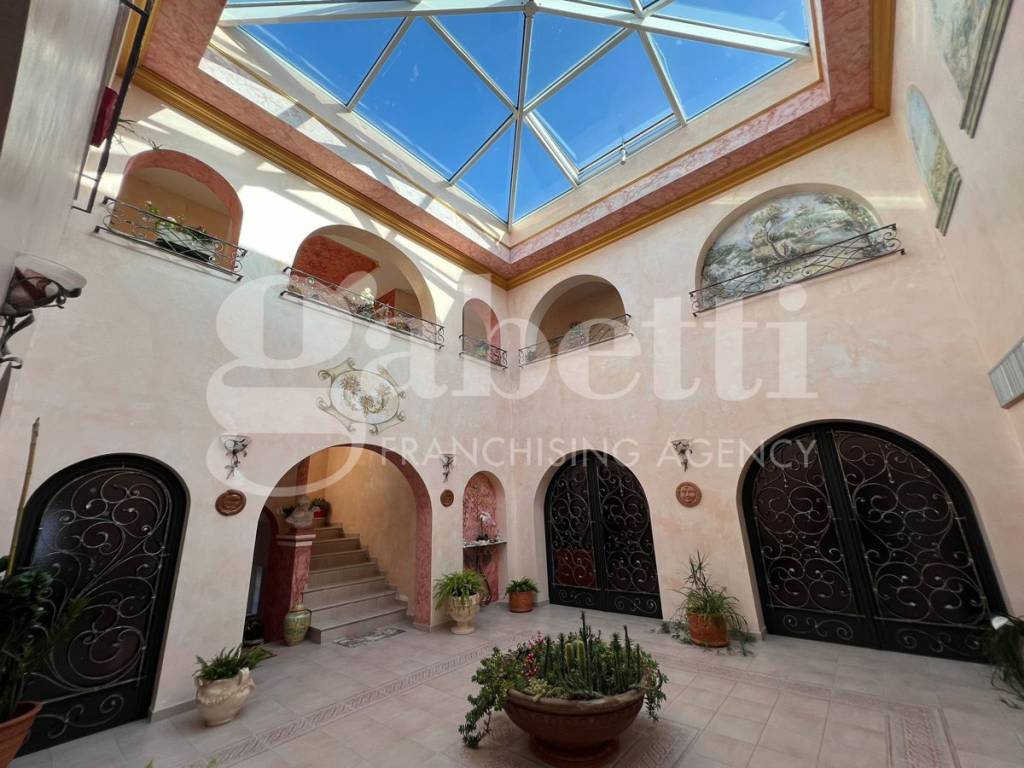 Villa a Pesche in Via Democrito, 14 - Foto 3