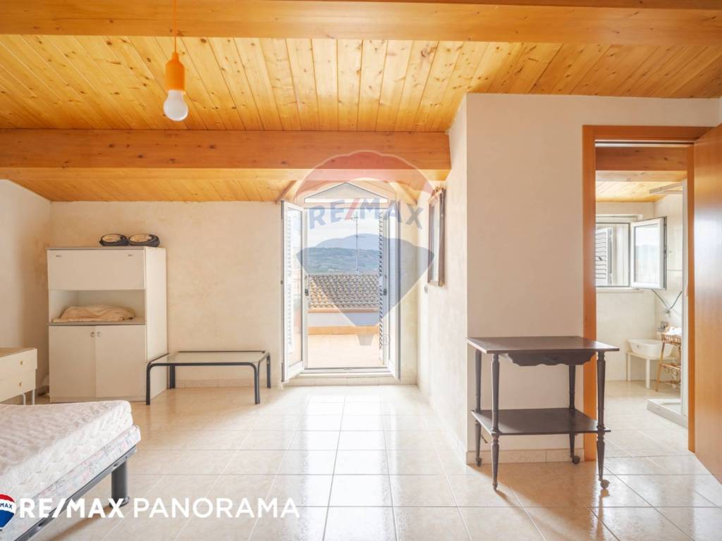 Casa indipendente a Montenero di bisaccia in via Vico Valentina V, 63 - Foto 3