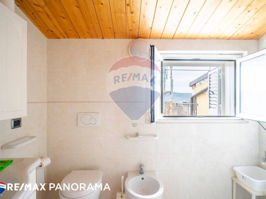Casa indipendente a Montenero di bisaccia in via Vico Valentina V, 63 - Foto 5