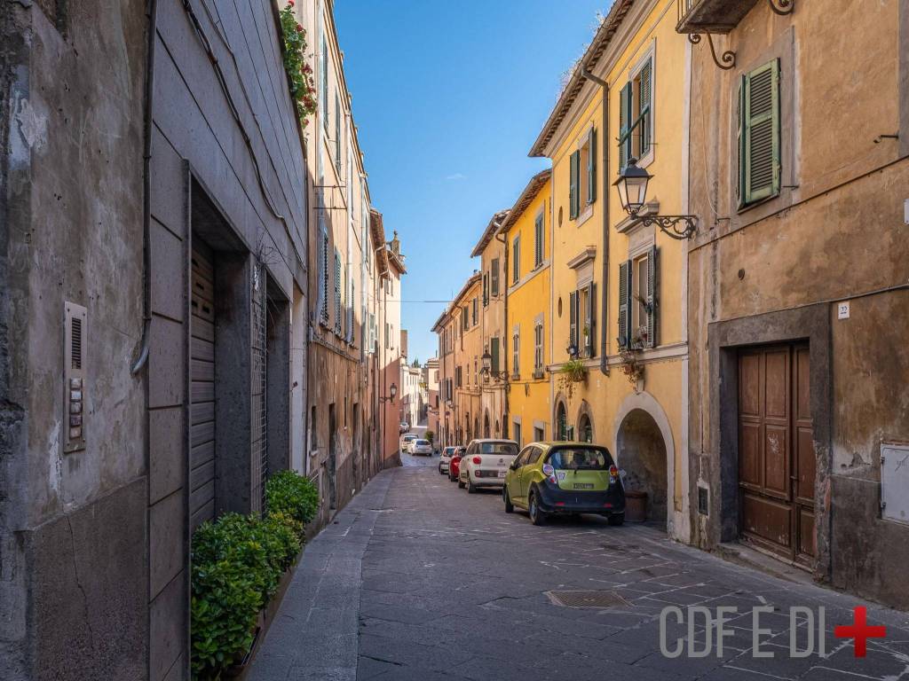 Appartamento a Tuscania in Via Camillo Benso di Cavour - Foto 2