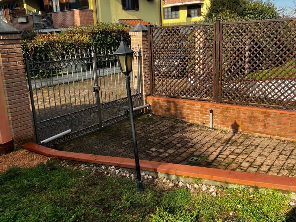 Villa a Noviglio in Via Giosuè Carducci, 11 - Foto 2