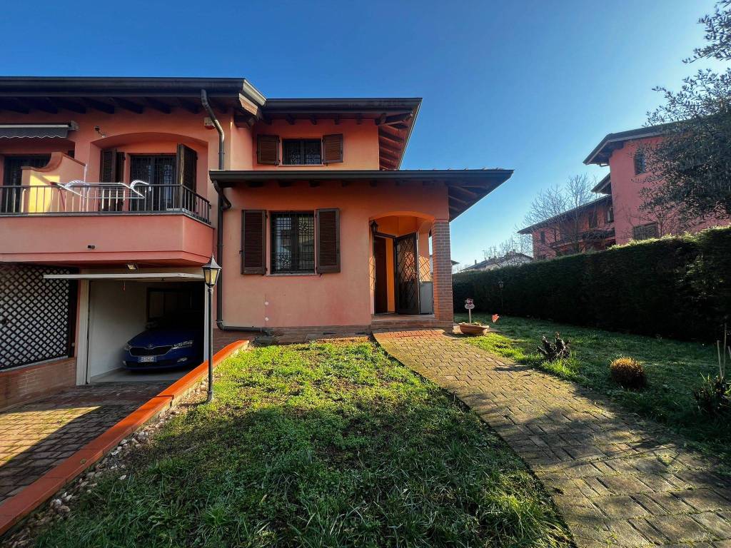 Villa a Noviglio in Via Giosuè Carducci, 11 - Foto 5