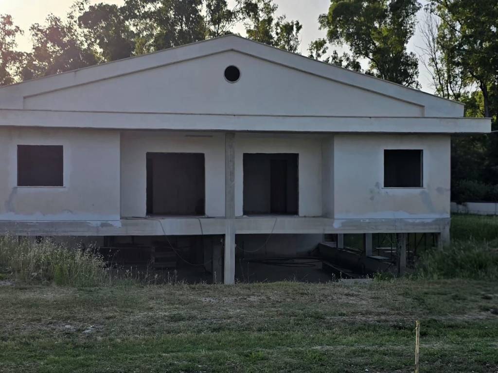 Villa a Cisterna di latina in Via Sabotino - Foto 3