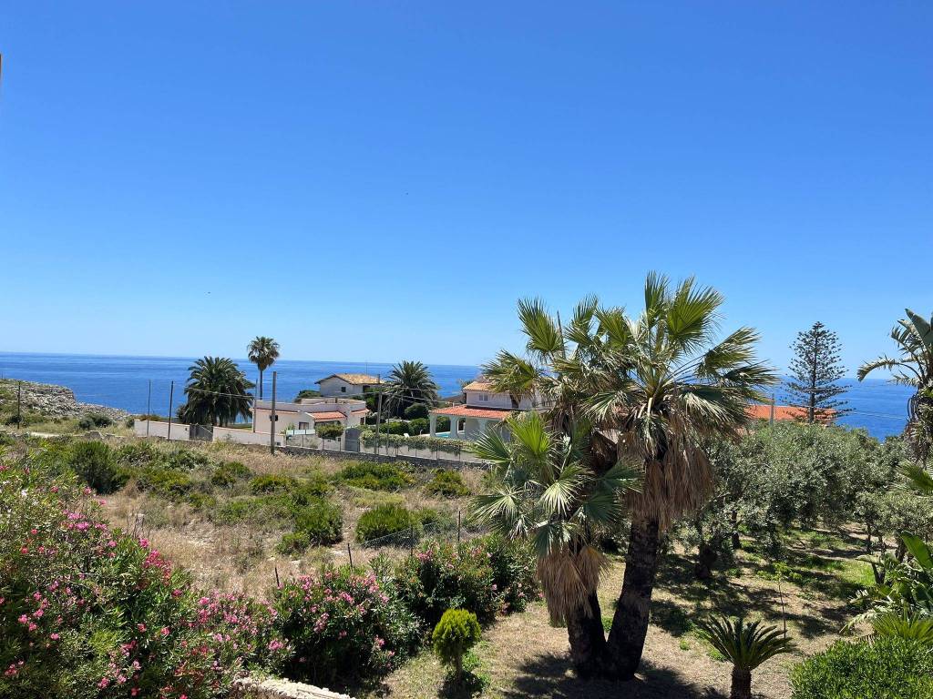 Villa a Siracusa in Via degli Zaffiri, 77 - Foto 3