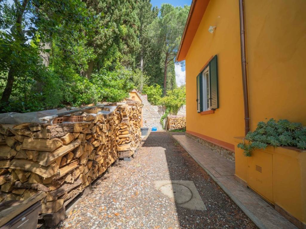 Villa a Rosignano marittimo in Località Traversa Livornese Le Pinete - Foto 3