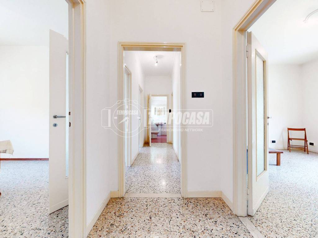 Appartamento a Mantova in Viale Luigi Vaschi 14 - Foto 3