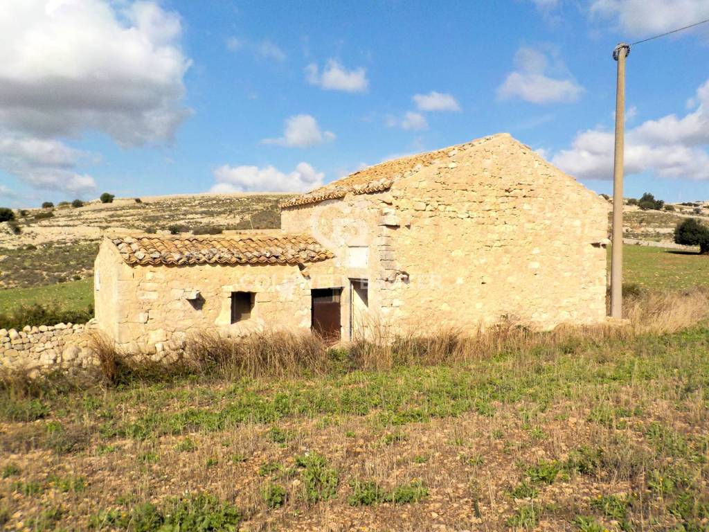 Casa indipendente a Modica in Strada Comunale Sant' Antonio Streppinosa Cava Mola Piano Ceci - Foto 2