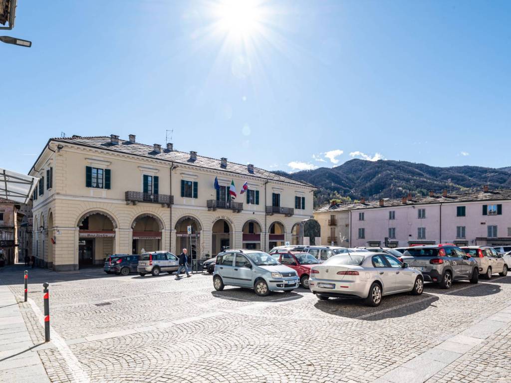 Immobile a Barge in Via Denina Carlo 2 - Foto 2