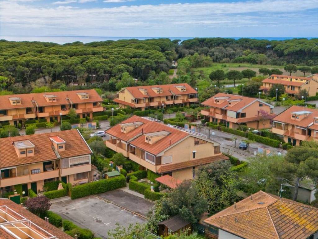 Appartamento a Castagneto carducci in Viale delle Palme - Foto 3