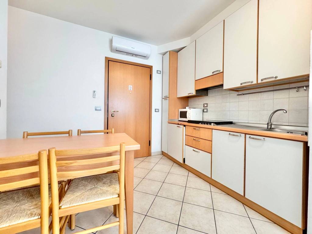 Appartamento a Rimini in Viale Giacinto Martinelli, 4 - Foto 2