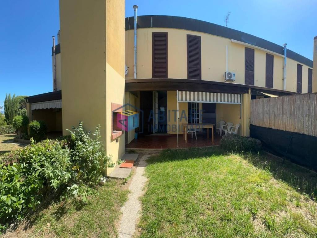 Villetta a schiera a Piombino in Viale Unità d'Italia, - Foto 2