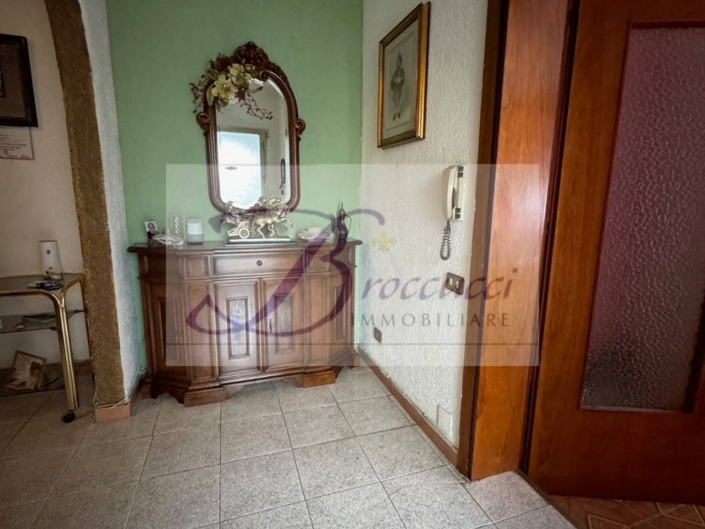 Appartamento a Bisuschio - Foto 5