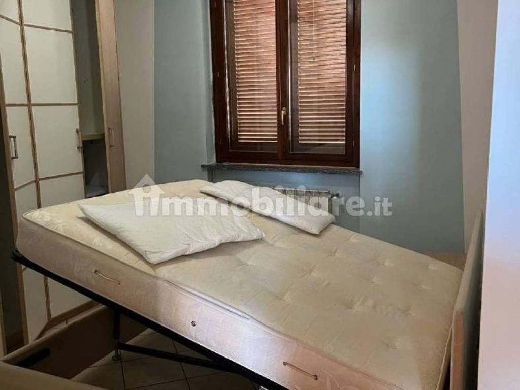 Appartamento a Oleggio in Via Gaggiolo - Foto 4