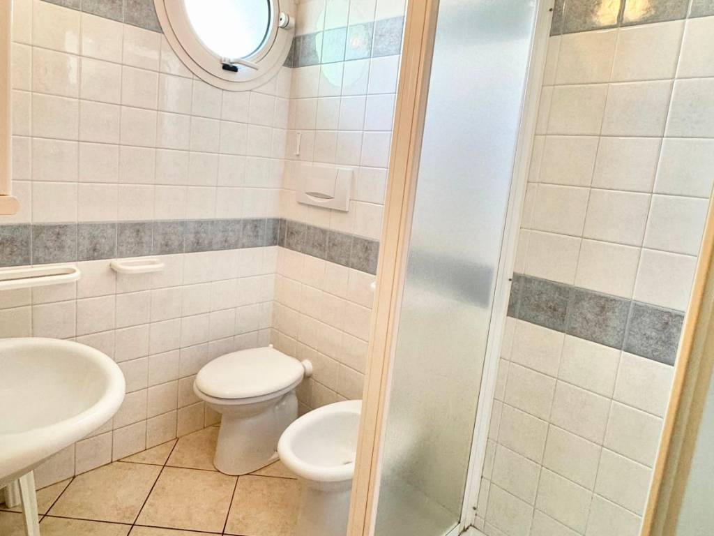 Appartamento a Rimini in Viale Giacinto Martinelli, 4 - Foto 5