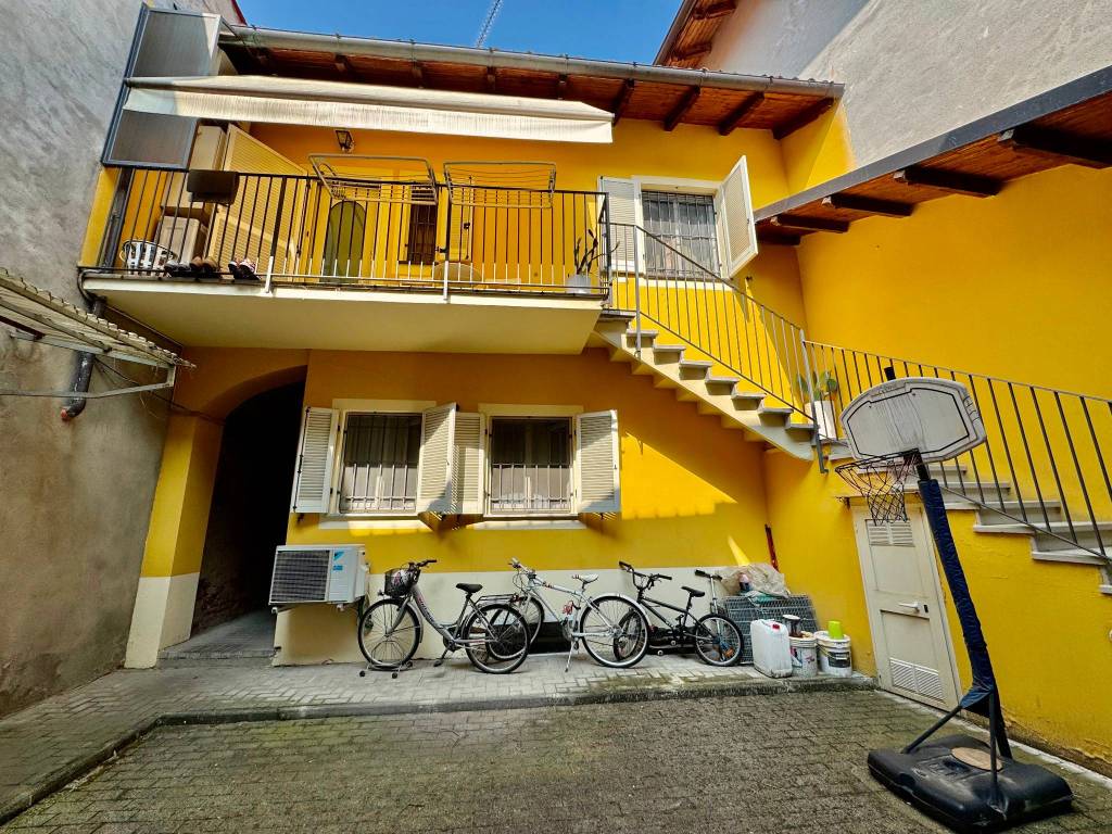 Villa a Vercelli in Corso Giuseppe Garibaldi, 18 - Foto 2
