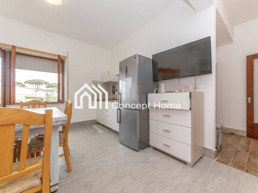 Appartamento a San felice circeo in Via San Felice Circeo - Foto 4