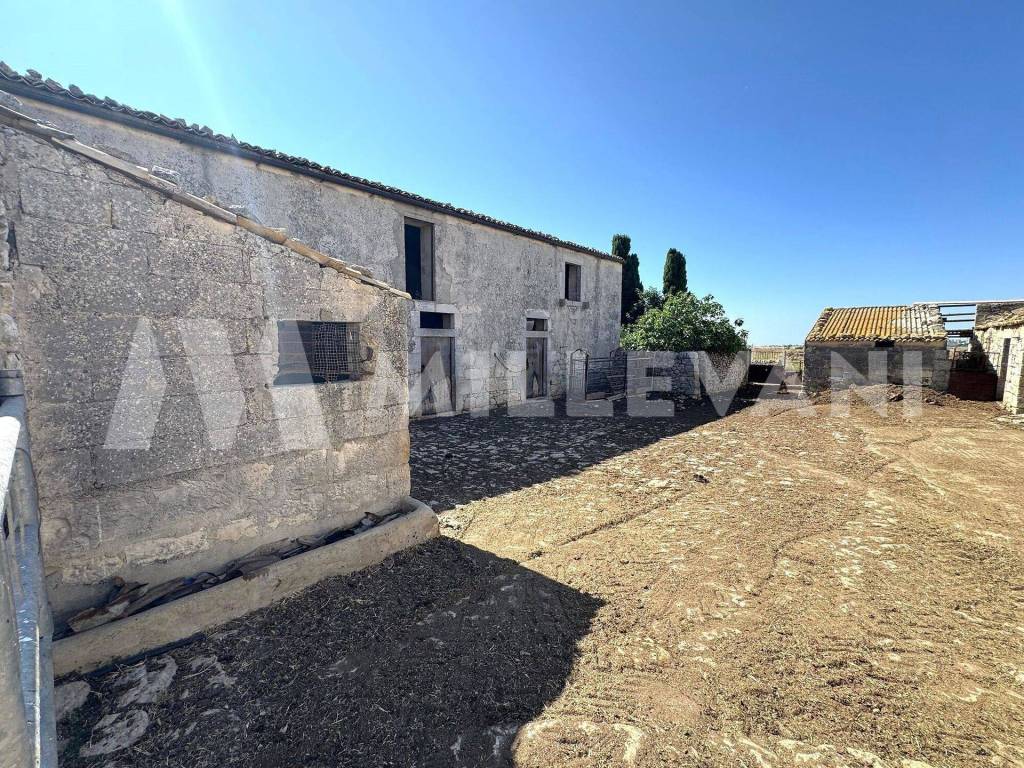 Rustico / casale a Ragusa in Contrada Cilone - Foto 4