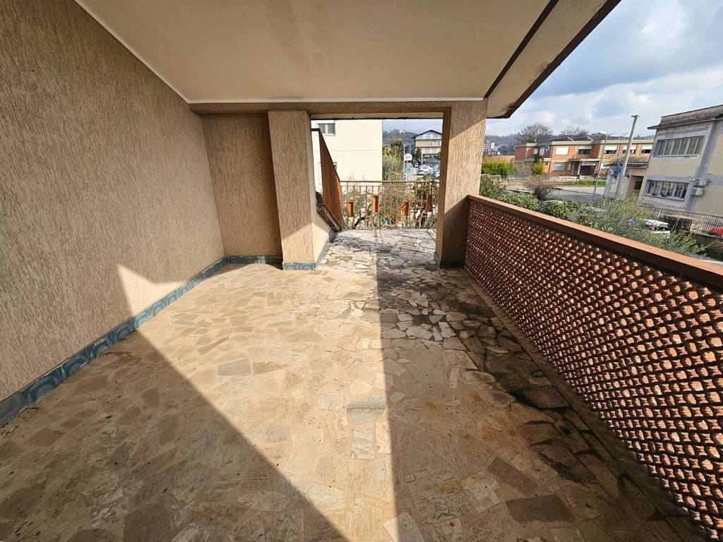 Villa a Frosinone in Via per Casamari - Foto 4