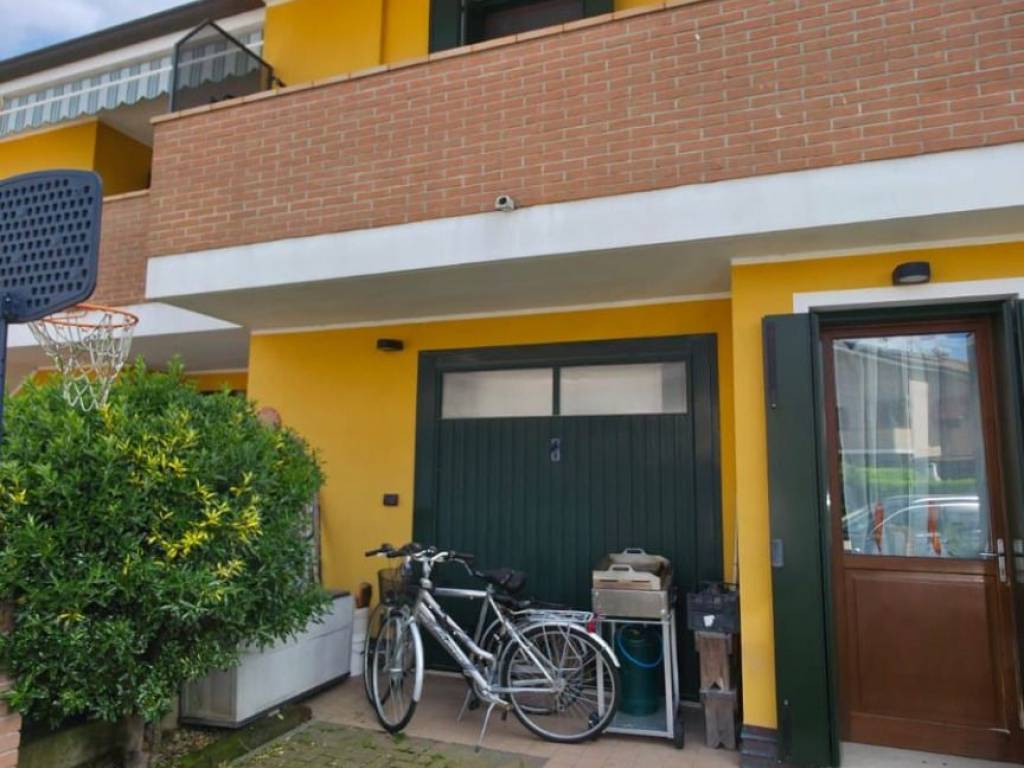Villa a Stienta in Via Federico Fellini, 7 - Foto 3