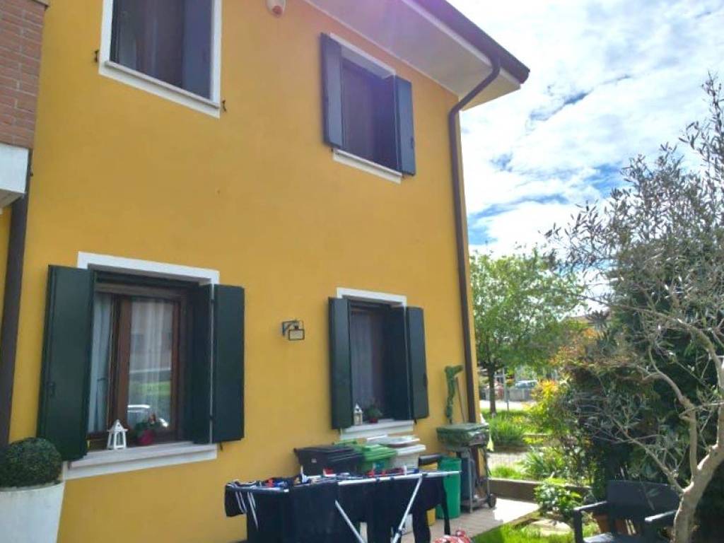 Villa a Stienta in Via Federico Fellini, 7 - Foto 4