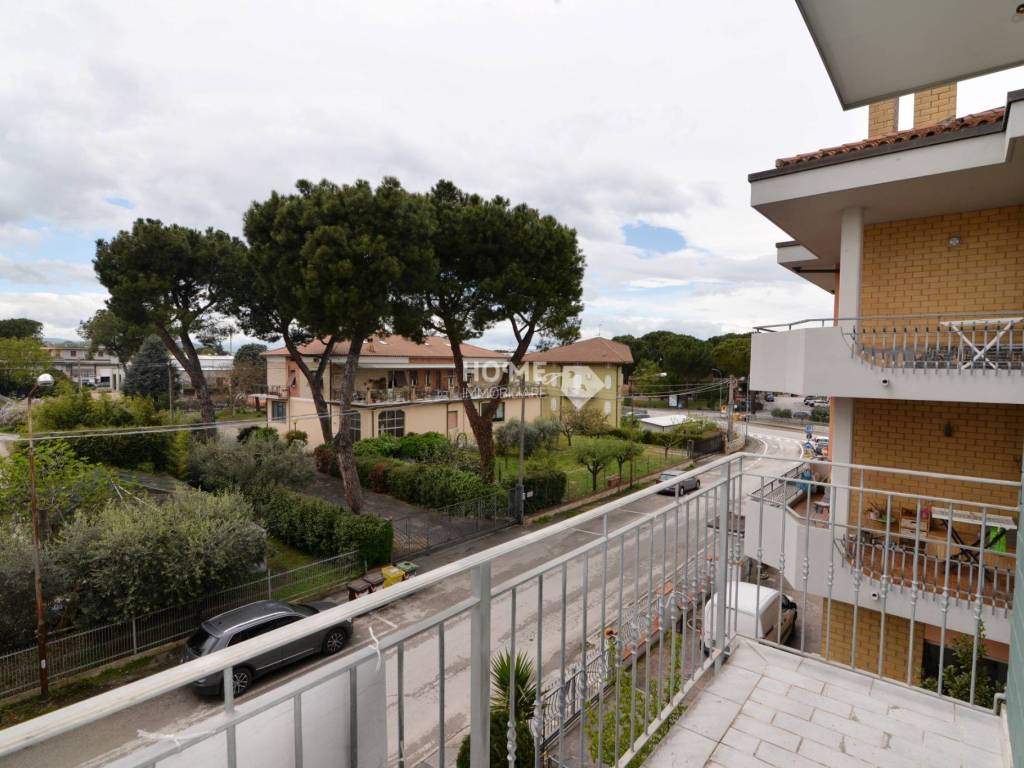 Appartamento a Corridonia in Viale dell'Artigianato - Foto 5