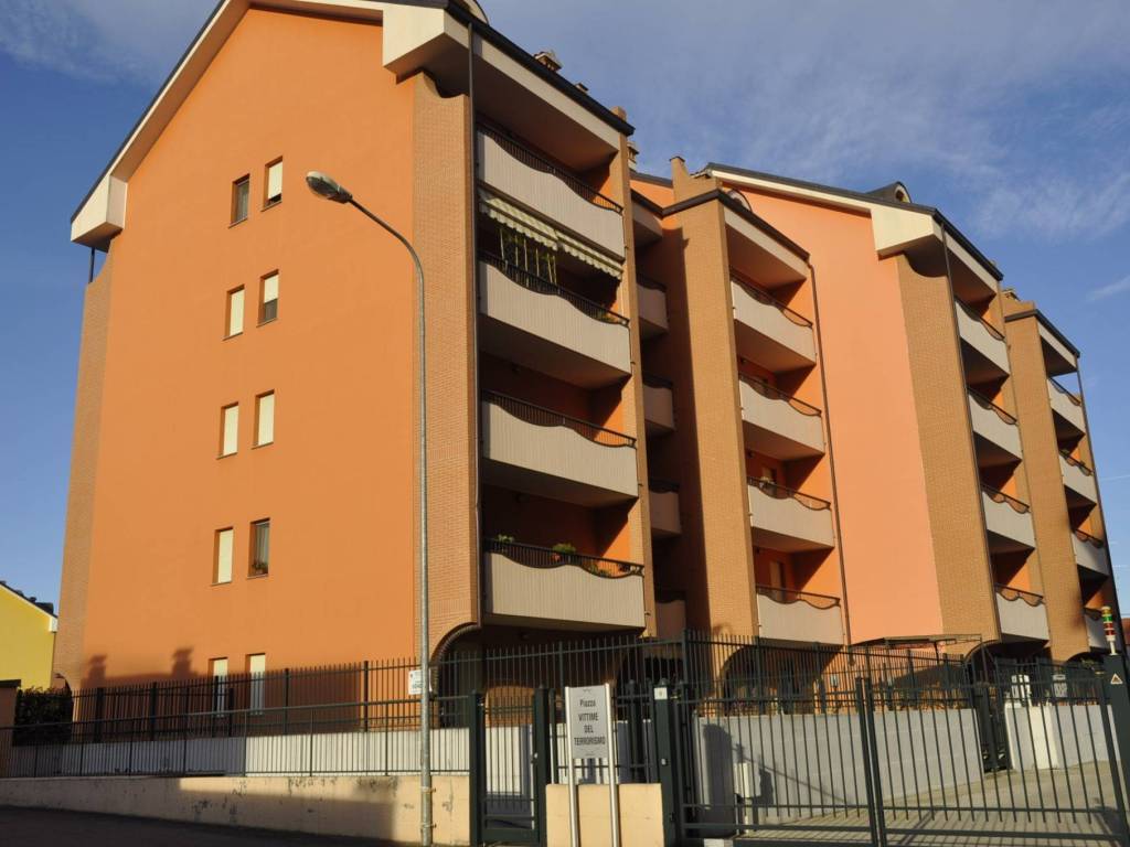 Attico / mansarda a Oleggio in Piazza Vittime del Terrorismo - Foto 4