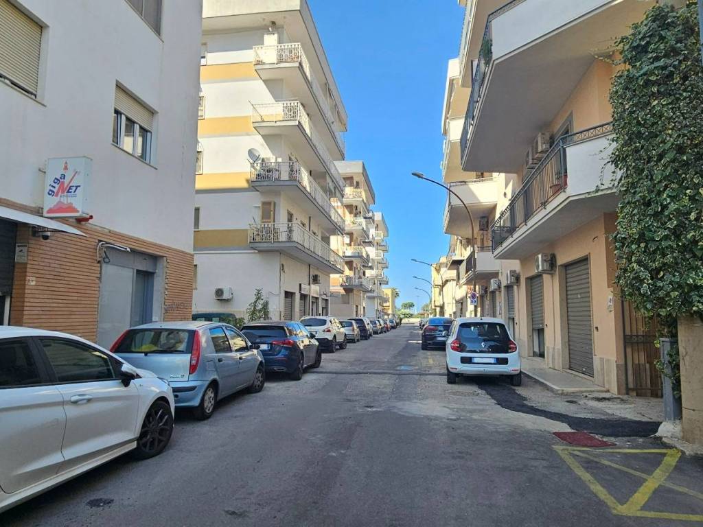 Immobile a Soverato in Via Vittorio Veneto, 25 - Foto 2