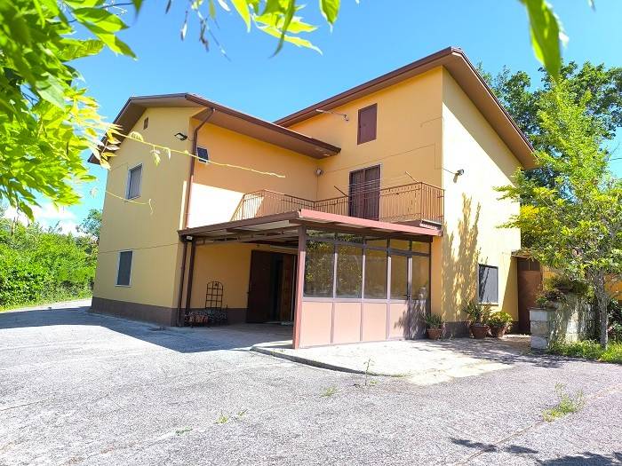 Villa a Frigento in Via Valle dei Conti - Foto 5
