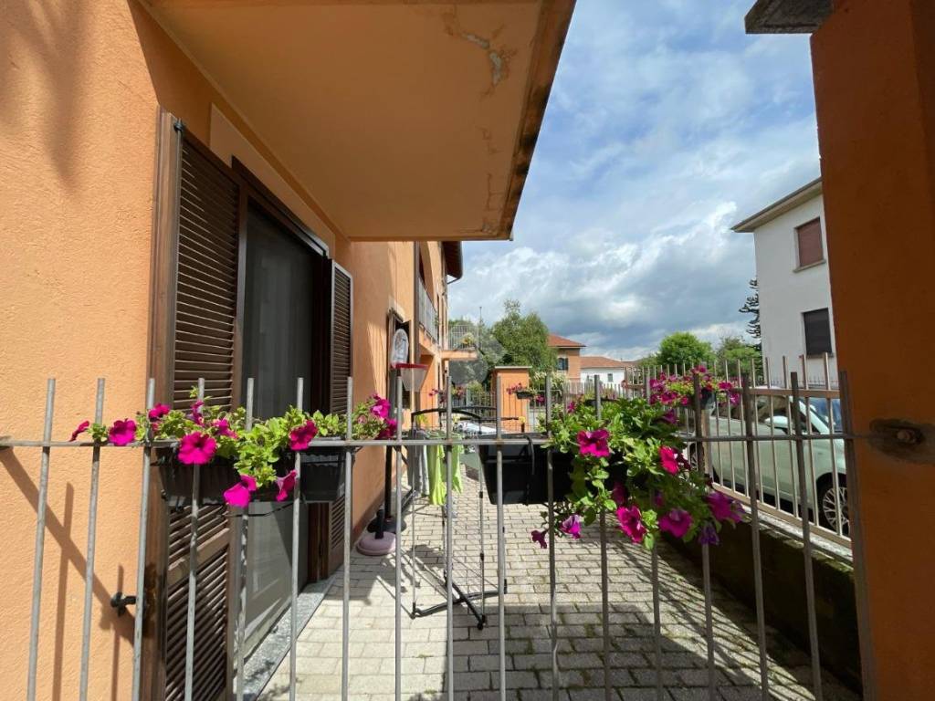 Appartamento a Oleggio in Viale dei Tigli, 2 - Foto 3