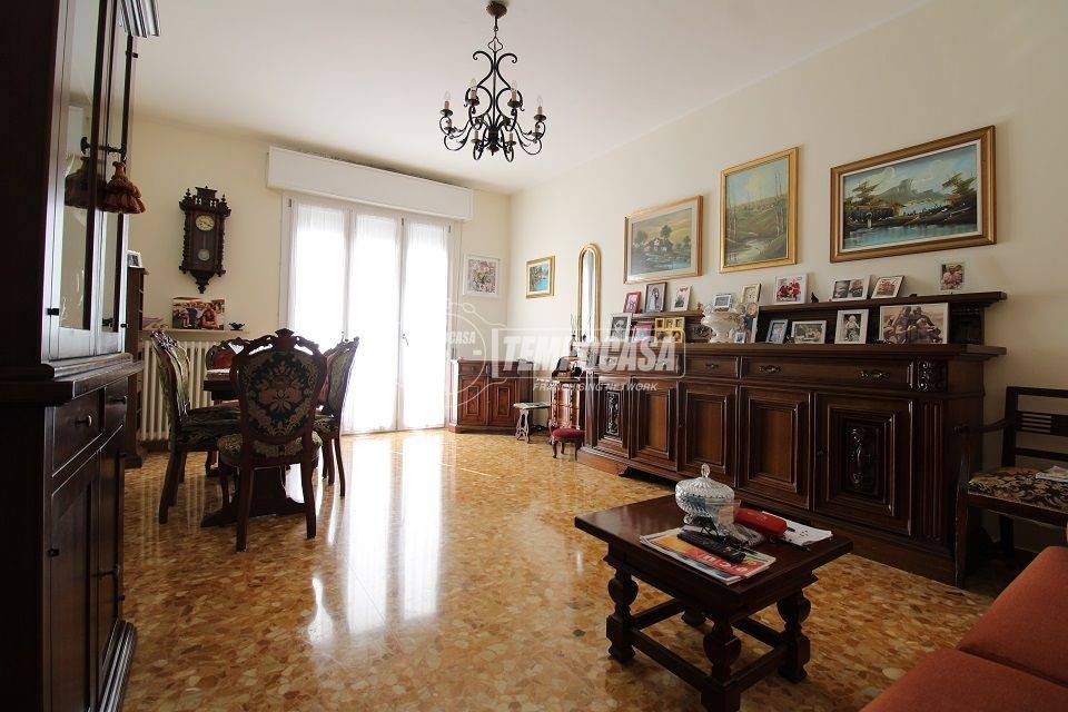 Appartamento a Reggio emilia in Via Bonifazio Asioli - Foto 4