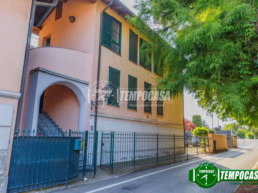 Appartamento a Binasco in Via Colombo - Foto 1