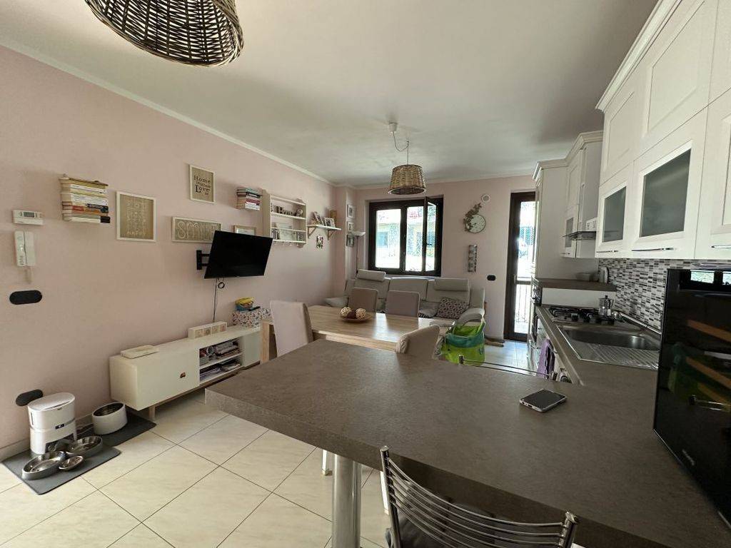 Appartamento a Castiglione del lago in Via Bruno Buozzi - Foto 2