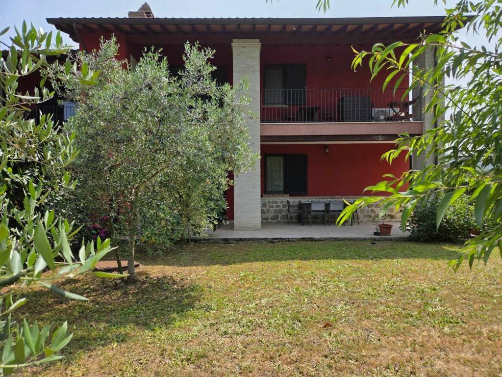 Appartamento a Bettona in Via Martiri delle Foibe, 3 - Foto 2