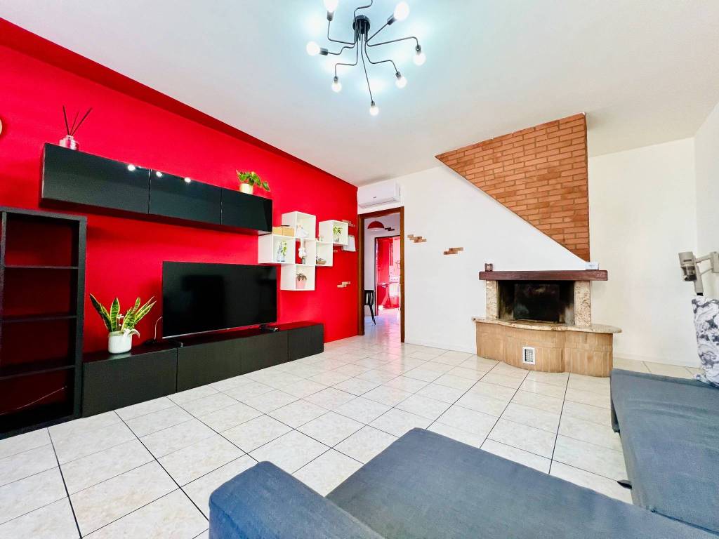 Appartamento a Lonate pozzolo in Via San Taddeo, 1 - Foto 4