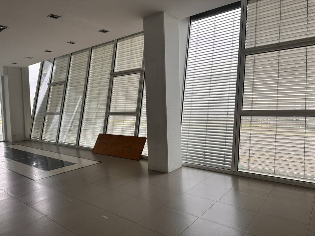 Immobile a Recanati in Zona industriale Squartabue - Foto 3