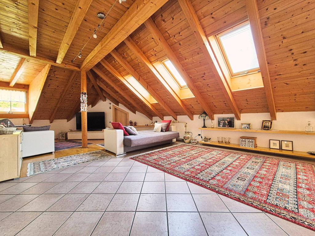 Attico / mansarda a Caldaro sulla strada del vino in Pianizza di Sopra - Foto 4