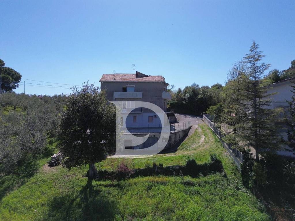 Casa indipendente a Pescara in Strada Cetrullo - Foto 2