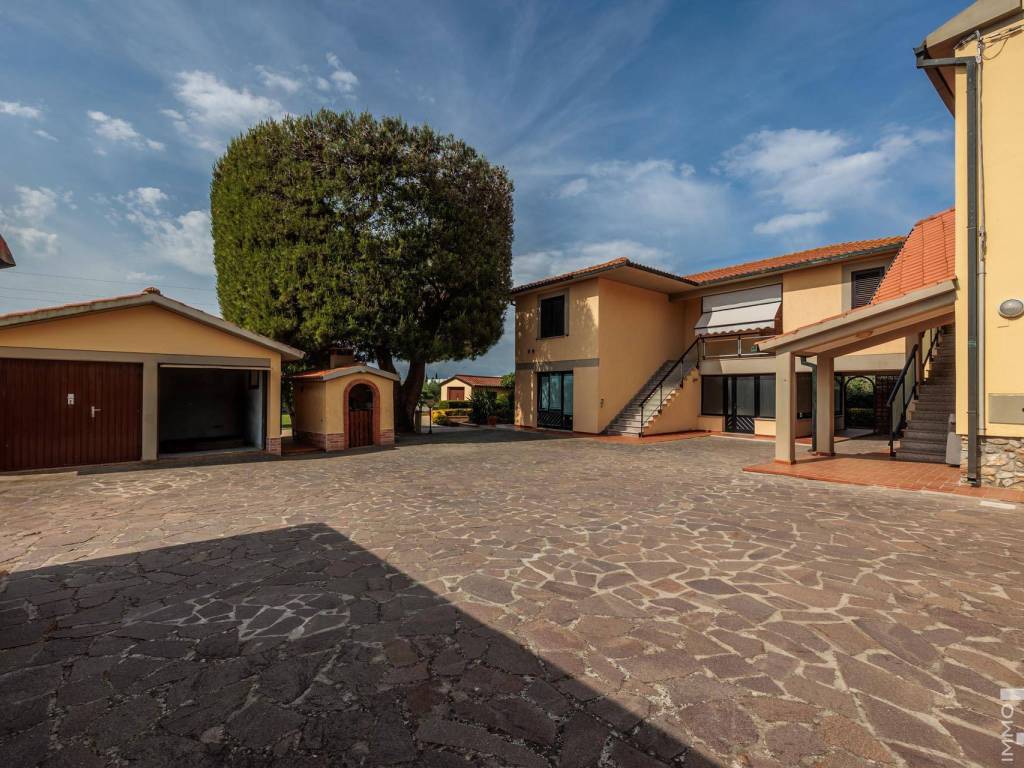 Rustico / casale a Campiglia marittima in Via del Lavoro - Foto 3