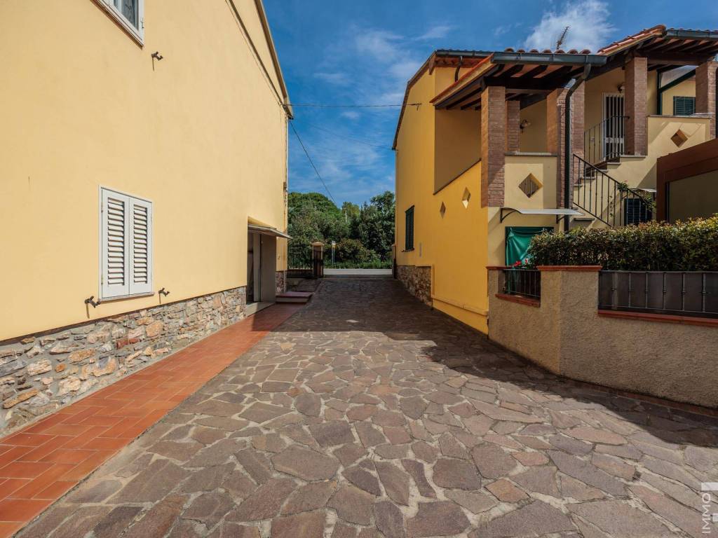 Rustico / casale a Campiglia marittima in Via del Lavoro - Foto 4