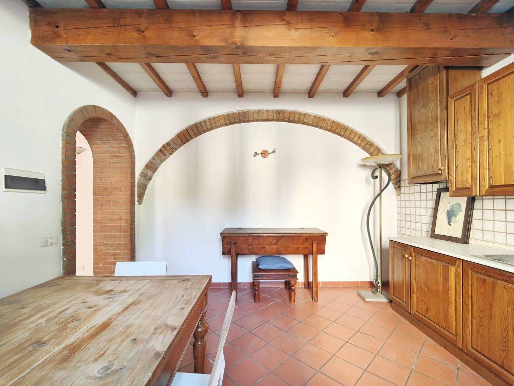 Casa indipendente a Prato in Via Ernesto Nesti - Foto 3