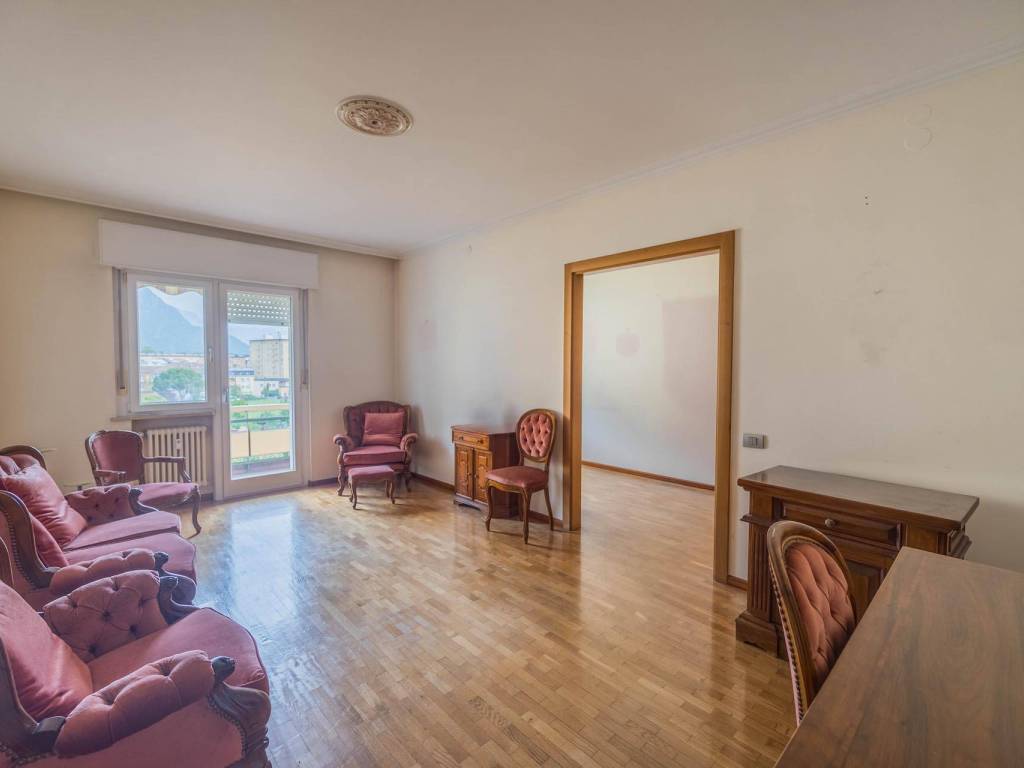 Appartamento a Bolzano in Via Novacella - Foto 2