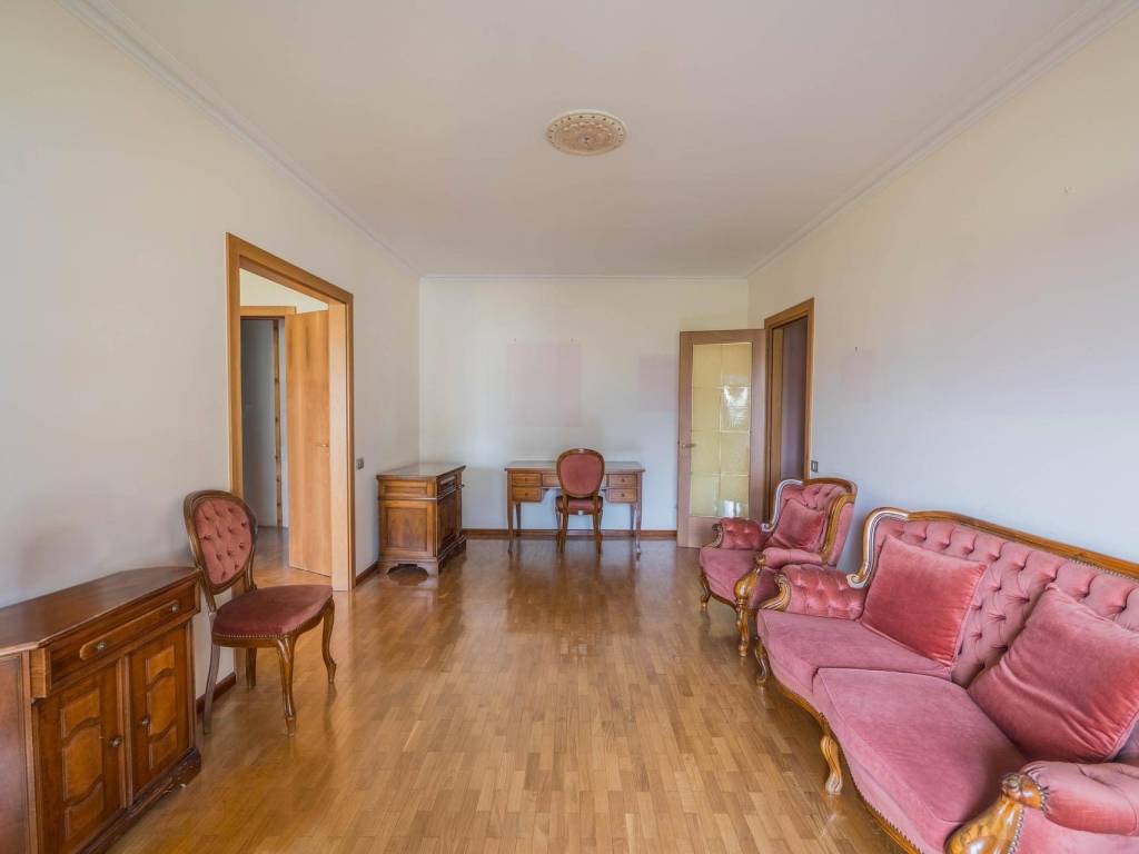 Appartamento a Bolzano in Via Novacella - Foto 5